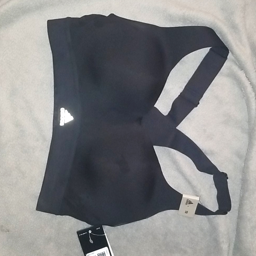 Brand new adidas sports bra